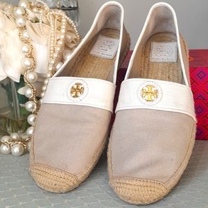 Tory Burch Gorgeous Denim Loafers!